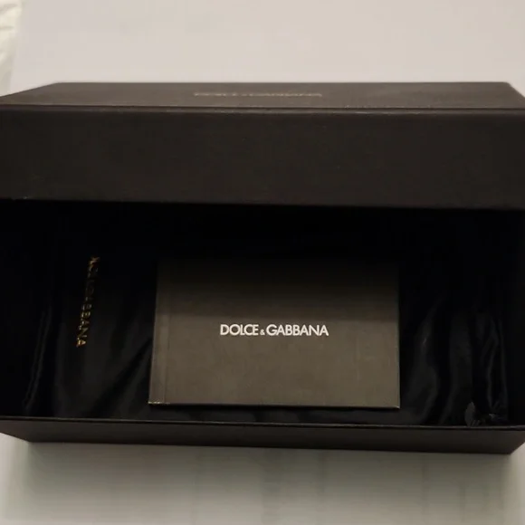D&G Sunglasses - Picture 4 of 10